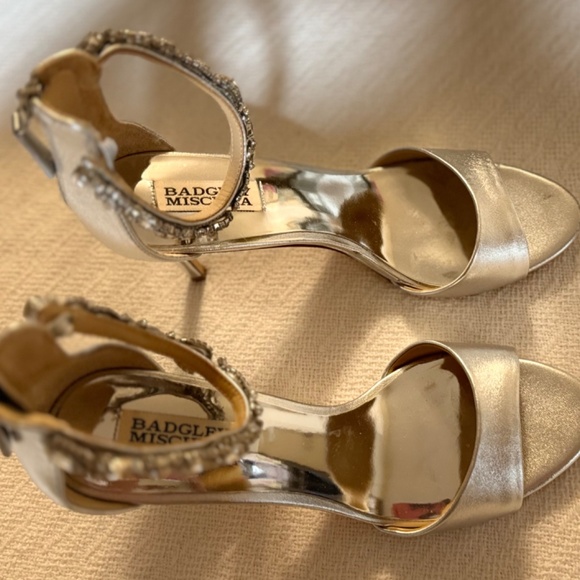 Badgley Mischka Sandals Heels Women 8.5 Metallic Silver Rhinestone Bridal Party - Picture 11 of 11